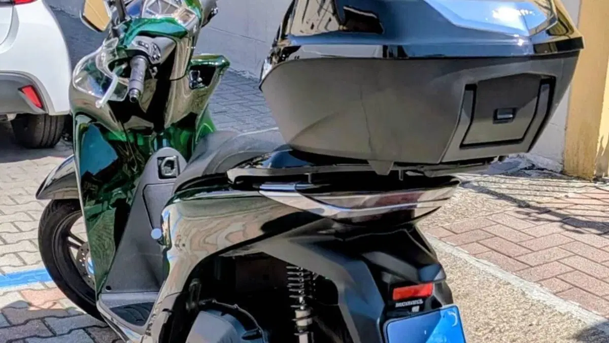 Honda SH 150i Vetro (2024 - 25)  (2)