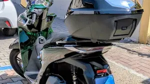 Honda SH 150i Vetro (2024 - 25)  (2)