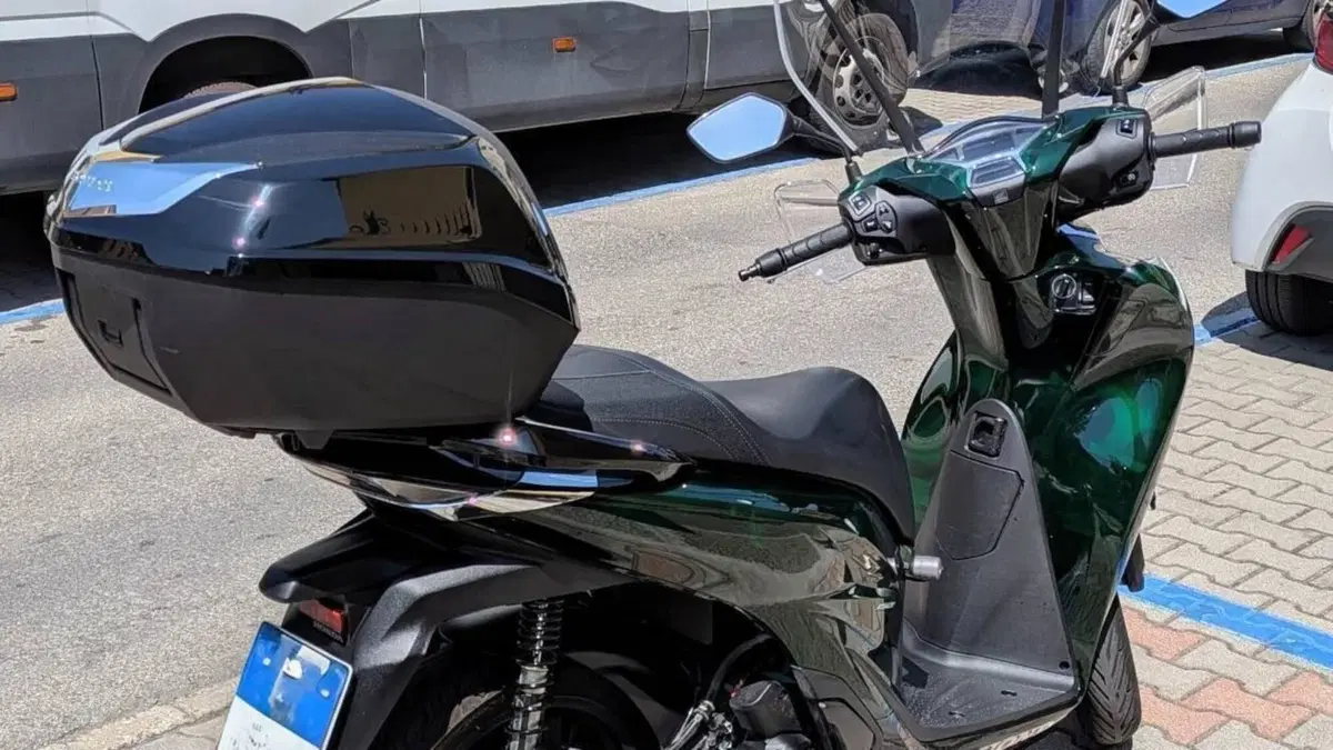 Honda SH 150i Vetro (2024 - 25)  (3)
