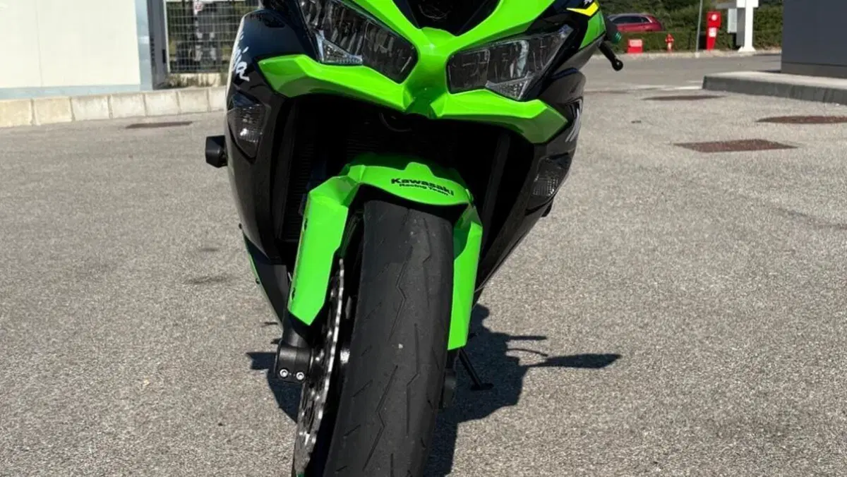 Kawasaki Ninja 636 ZX-6R KRT (2019 - 20)  (2)