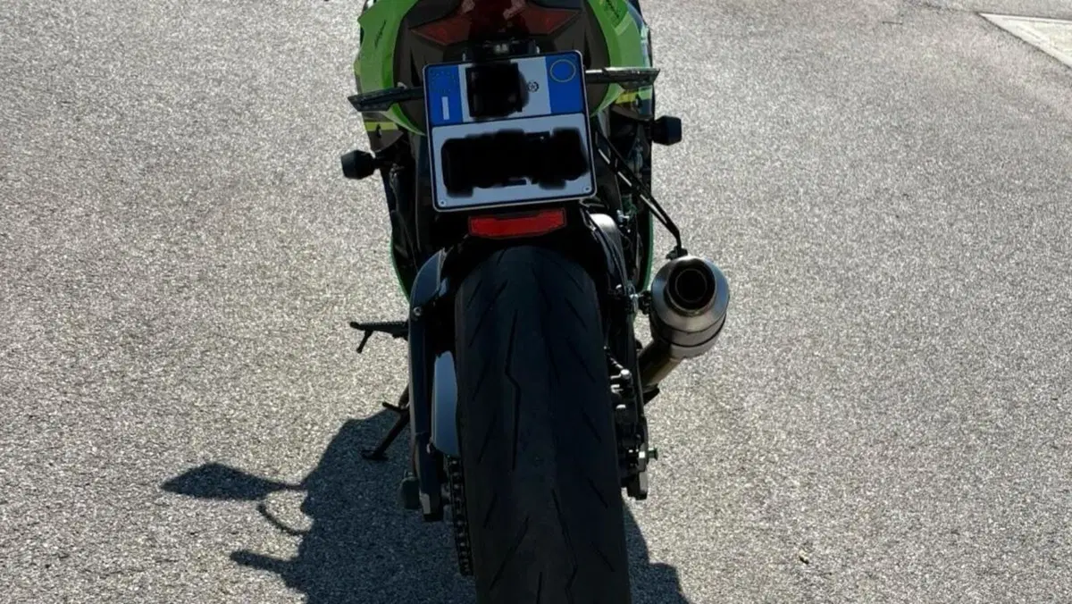 Kawasaki Ninja 636 ZX-6R KRT (2019 - 20)  (4)