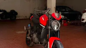 Ducati Monster 937 (2021 - 25)  (5)