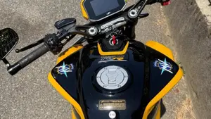 MV Agusta Dragster 800 RC SCS (2022 - 25)  (2)