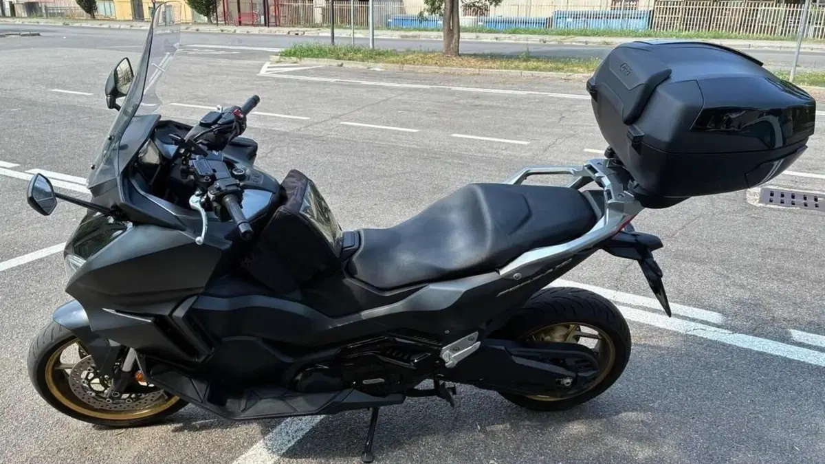Honda Forza 750 DCT Special Edition (2024) 