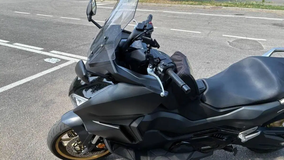 Honda Forza 750 DCT Special Edition (2024)  (4)