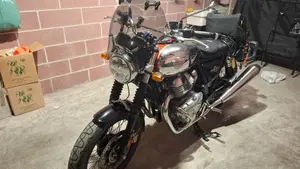 Royal Enfield Interceptor 650 (2021 - 26)  (6)