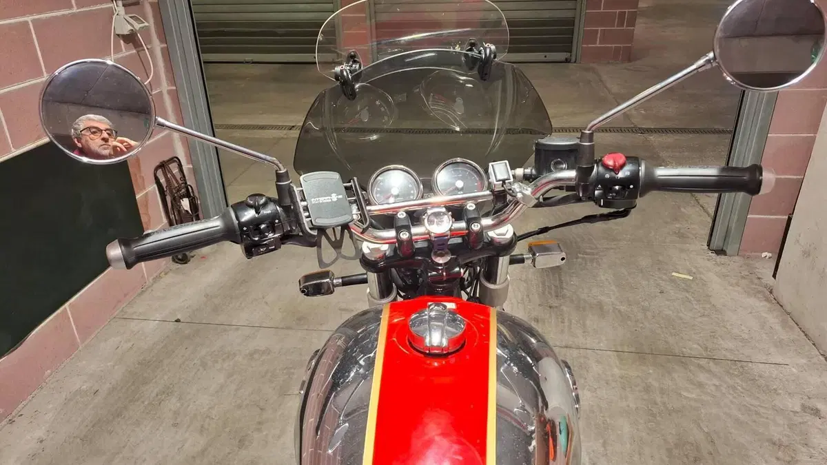 Royal Enfield Interceptor 650 (2021 - 26)  (9)