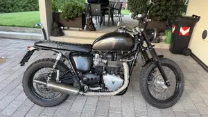 Triumph Bonneville (2007 - 16)  (8)
