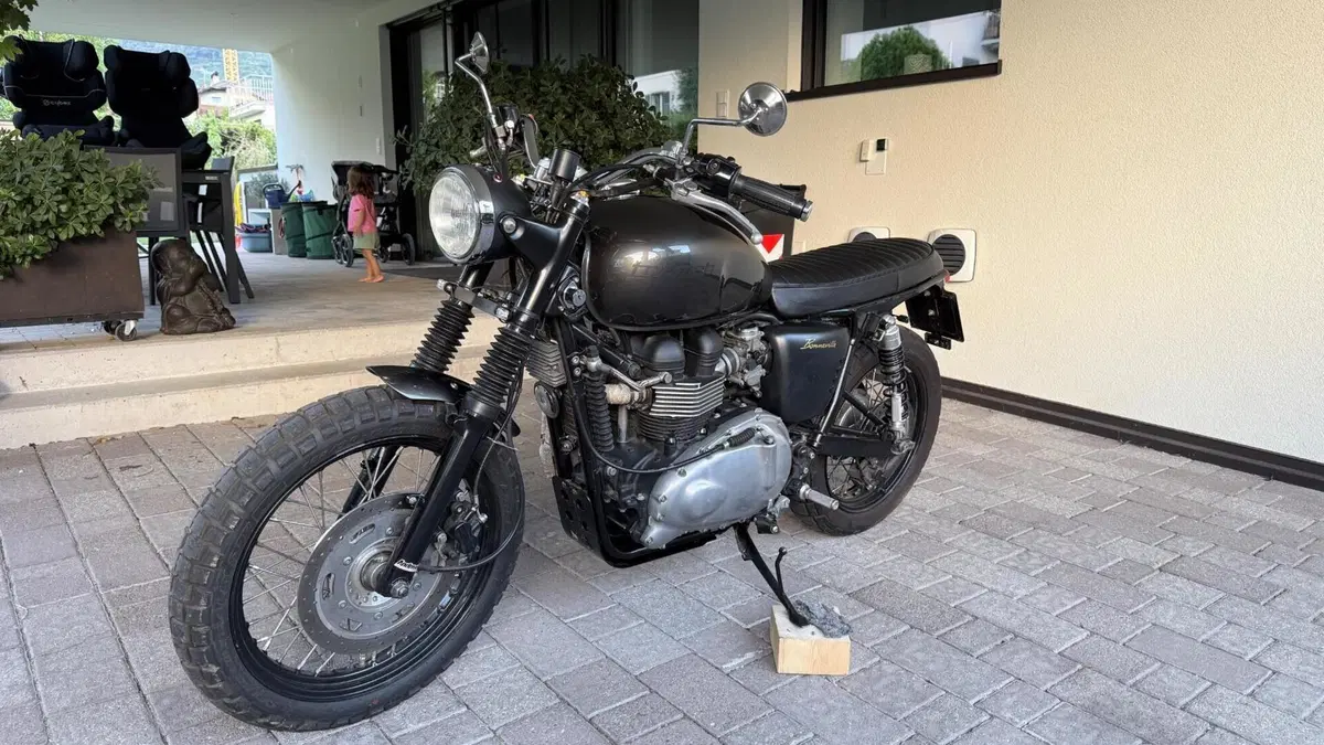 Triumph Bonneville (2007 - 16)  (12)