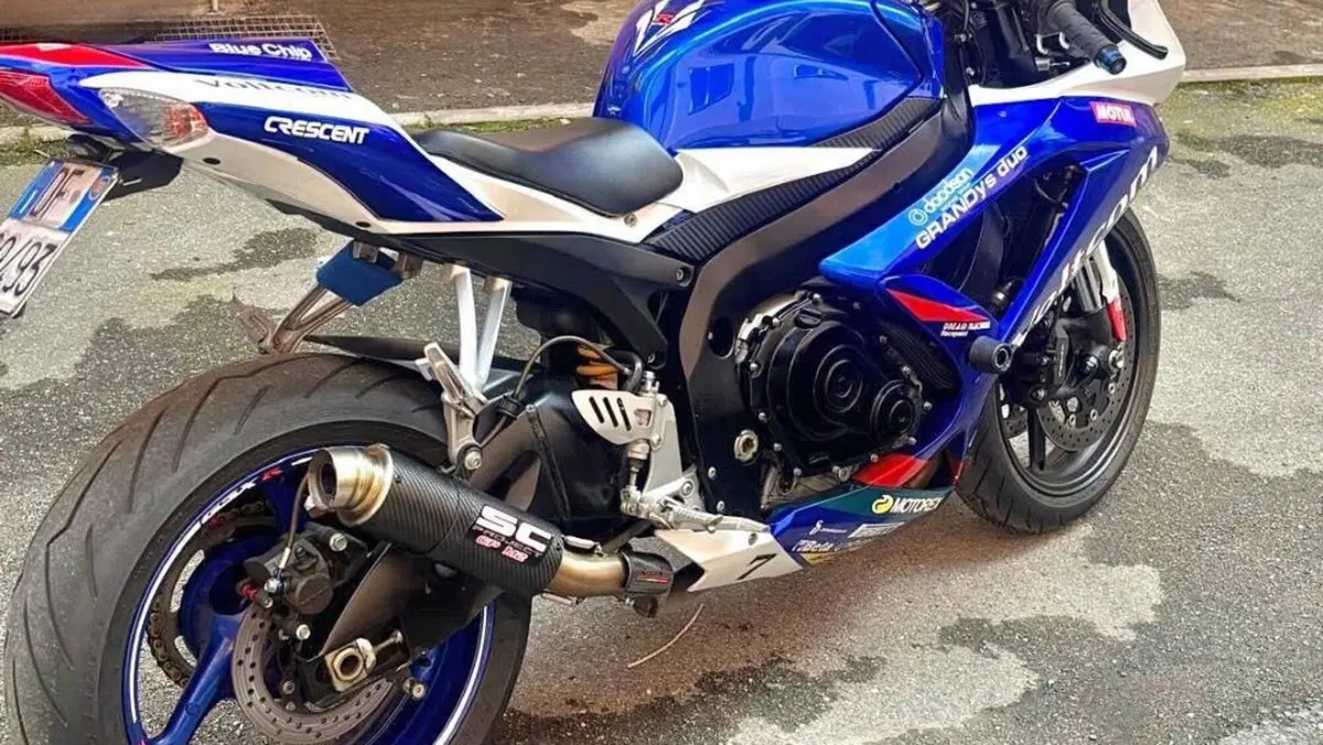 Suzuki GSX R 750 (2008 - 10)  (6)