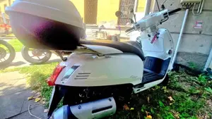 Kymco Like 200i (2009 - 17)  (4)