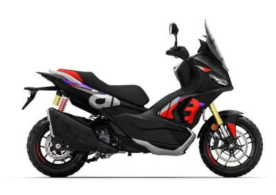 Aprilia SR GT 400 Rally Replica (2026) - Annuncio 10085119