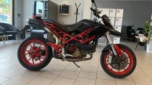 Ducati Hypermotard 1100 (2007 - 09)  (6)