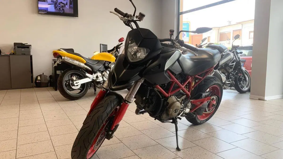 Ducati Hypermotard 1100 (2007 - 09) 