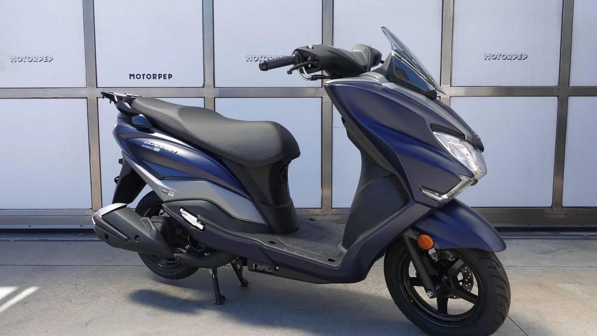 Suzuki Burgman Street 125 Executive (2023 - 26)  (3)