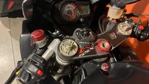 Suzuki GSX-R1000 (2006 - 08)  (9)