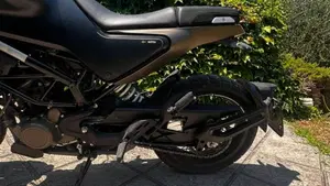 Husqvarna Svartpilen 125 (2021 - 23)  (5)