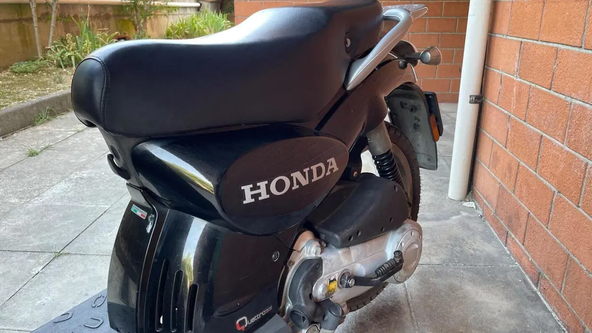 Aprilia Scarabeo 50 4t 4V (2009 - 17)  (2)