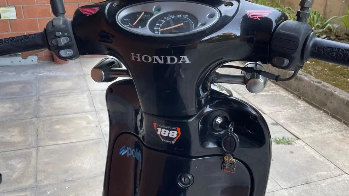 Aprilia Scarabeo 50 4t 4V (2009 - 17)  (5)