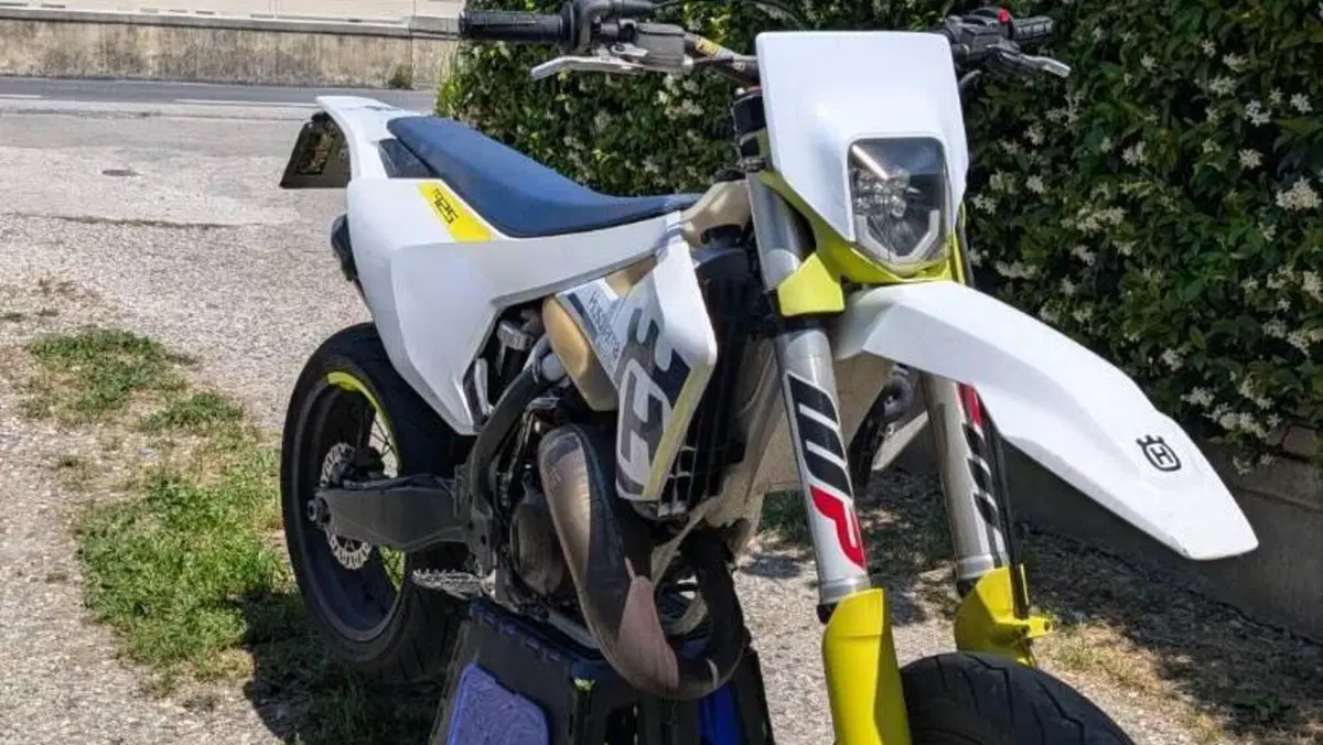 Husqvarna TC 125 (2017)  (2)