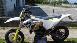 Husqvarna TC 125 (2017)  (4)