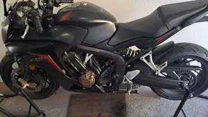 Honda CBR 650 F (2017 - 18)  (7)