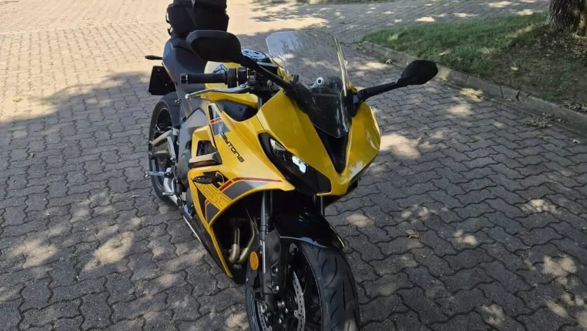 Triumph Daytona 660 (2024 - 26)  (2)