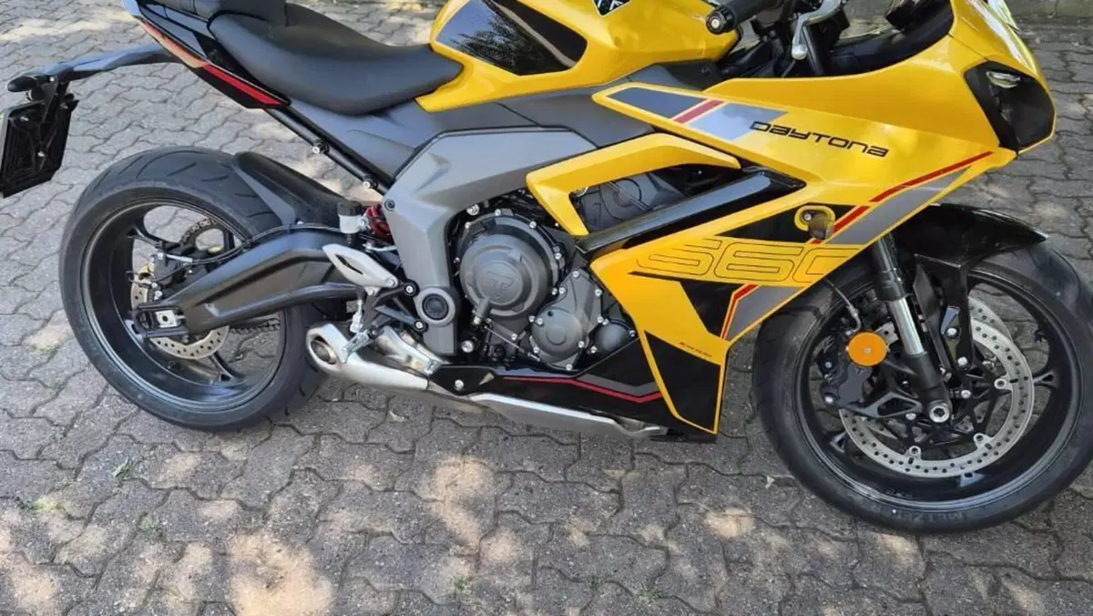 Triumph Daytona 660 (2024 - 26)  (6)