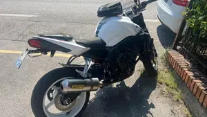 Yamaha FZ1 (2006 - 16)  (2)