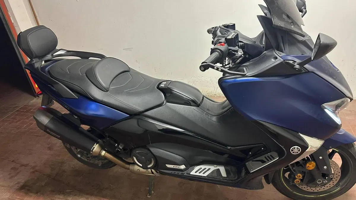 Yamaha T-Max 530 SX Sport Edition (2018 - 19)  (2)