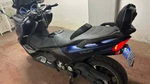 Yamaha T-Max 530 SX Sport Edition (2018 - 19)  (4)