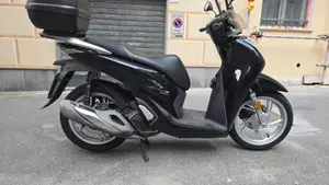Honda SH 150i (2020 - 23)  (2)