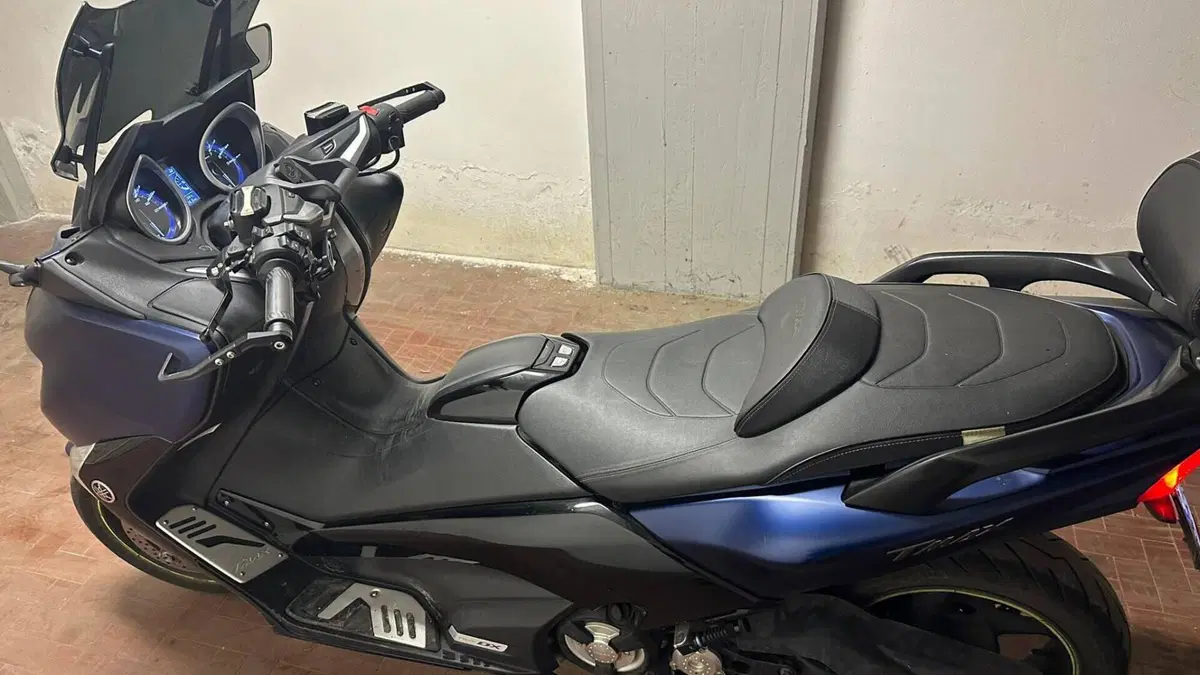 Yamaha T-Max 530 SX Sport Edition (2018 - 19)  (9)