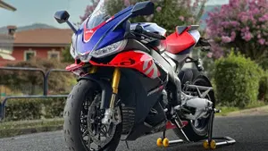 Aprilia RSV4 1100 Factory (2021 - 24)  (3)