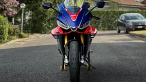 Aprilia RSV4 1100 Factory (2021 - 24)  (5)