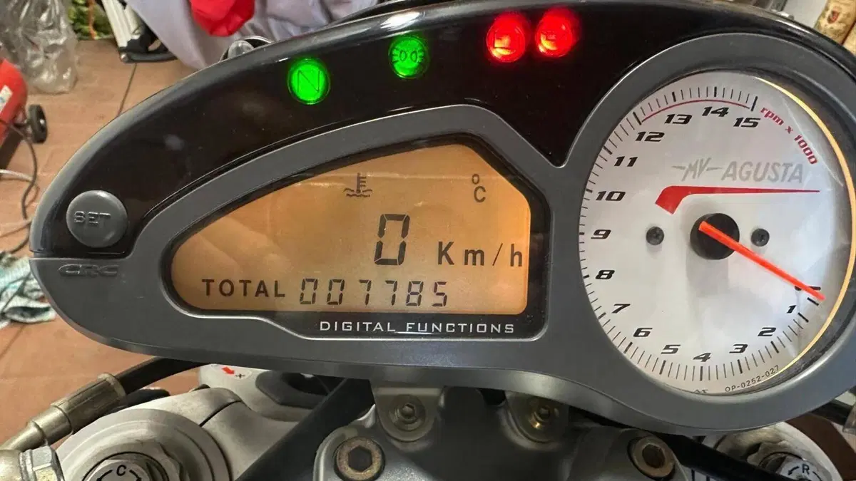 MV Agusta Brutale 1078 RR  (3)