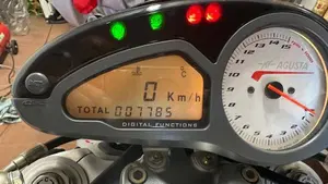 MV Agusta Brutale 1078 RR  (3)