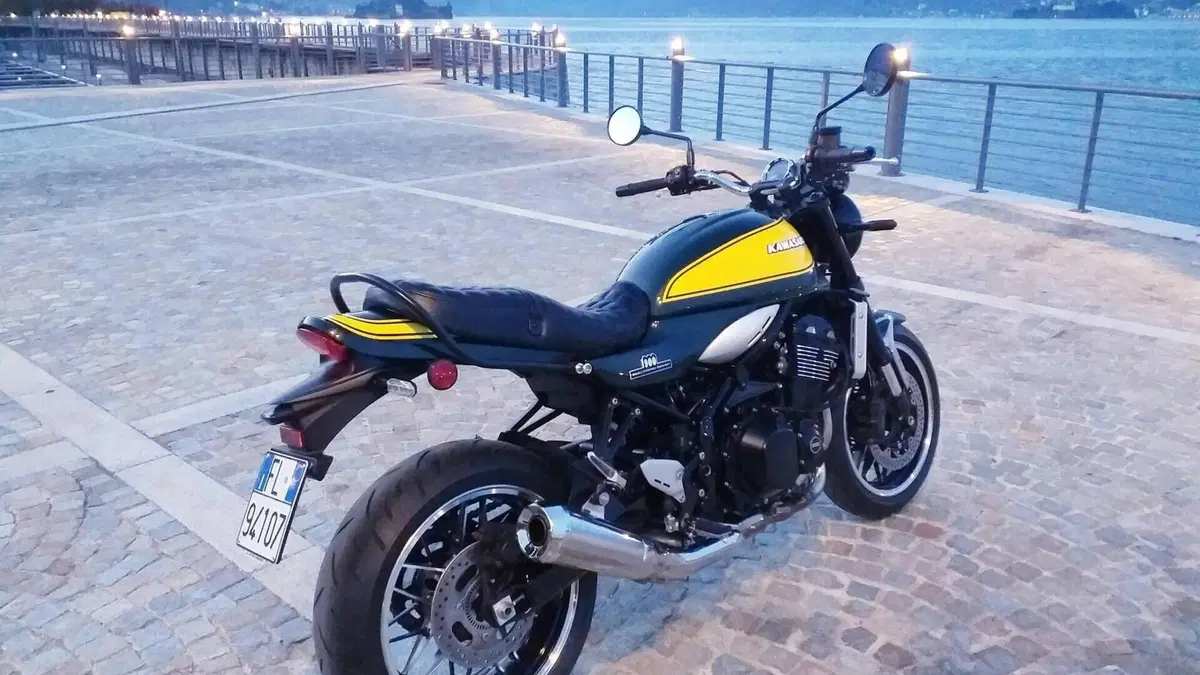Kawasaki Z 900 RS (2022 - 25)  (3)