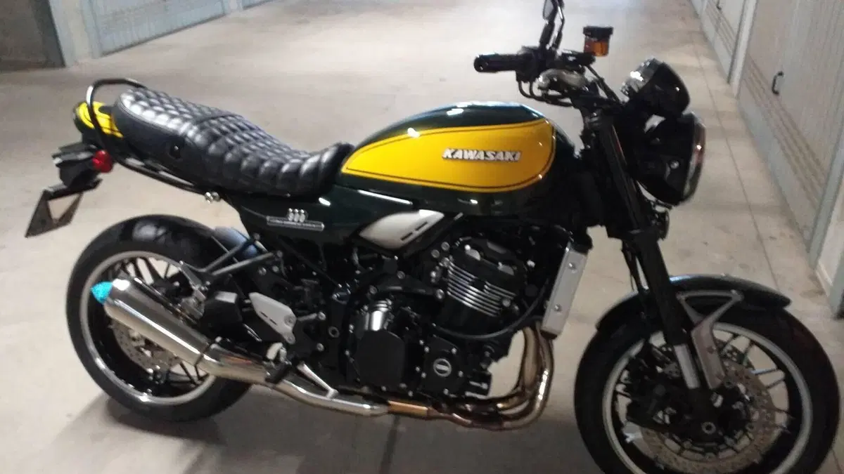 Kawasaki Z 900 RS (2022 - 25) 