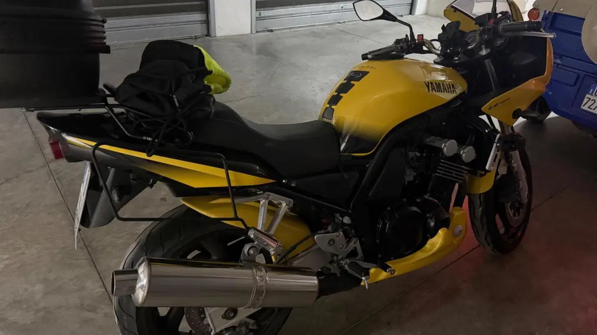 Yamaha FZS 600 Fazer (2002 - 03)  (5)