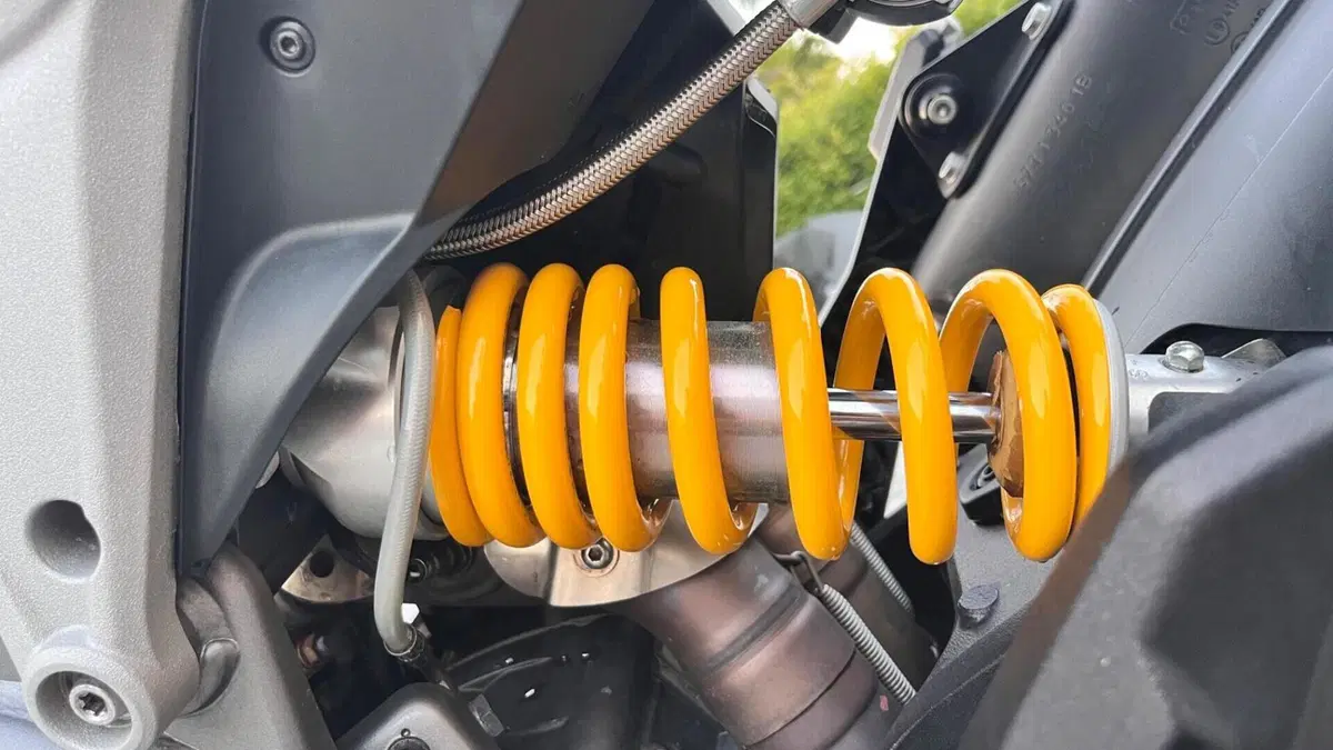 Ducati Hyperstrada 821 (2013 - 15)  (12)