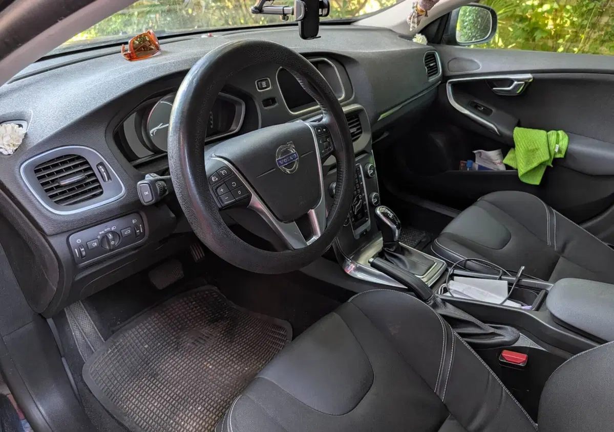 Volvo V40 D2 'eco' Business (6)