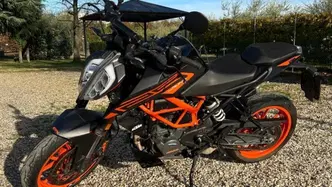 KTM 125 Duke (2021 - 23) usata