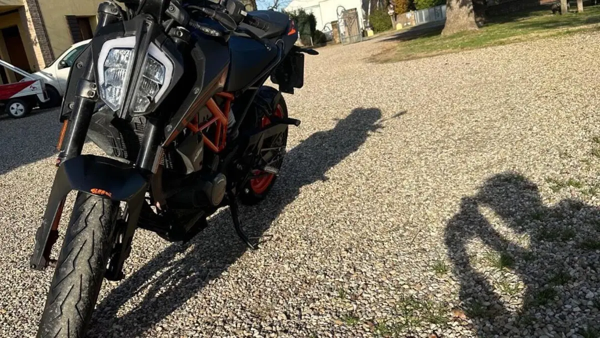 KTM 125 Duke (2021 - 23)  (5)