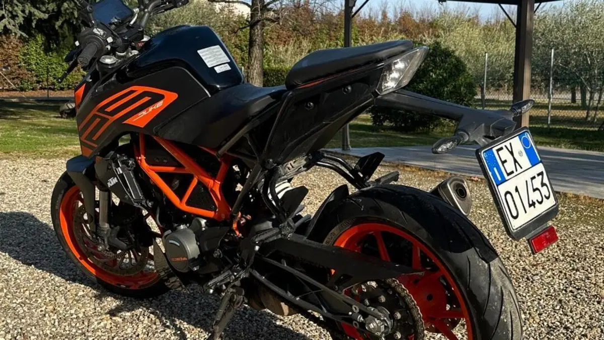 KTM 125 Duke (2021 - 23)  (6)
