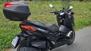 Yamaha X-Max 400 Iron Max (2019 - 20)  (2)