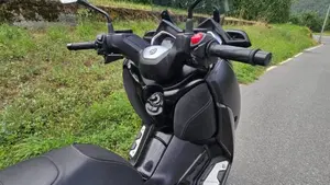 Yamaha X-Max 400 Iron Max (2019 - 20)  (5)