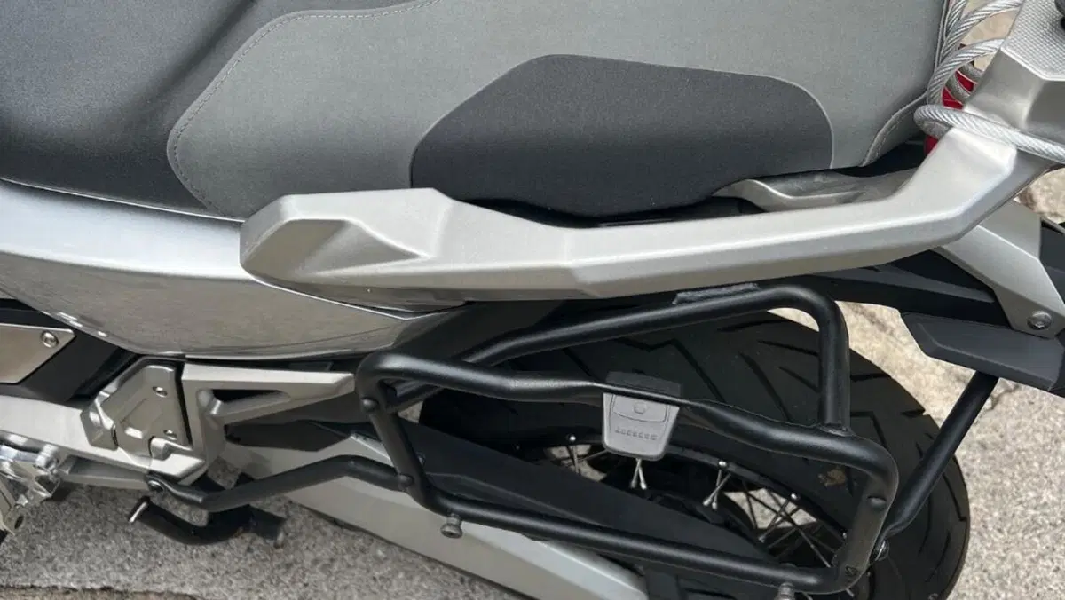 Honda X-ADV 750 (2018 - 20)  (10)
