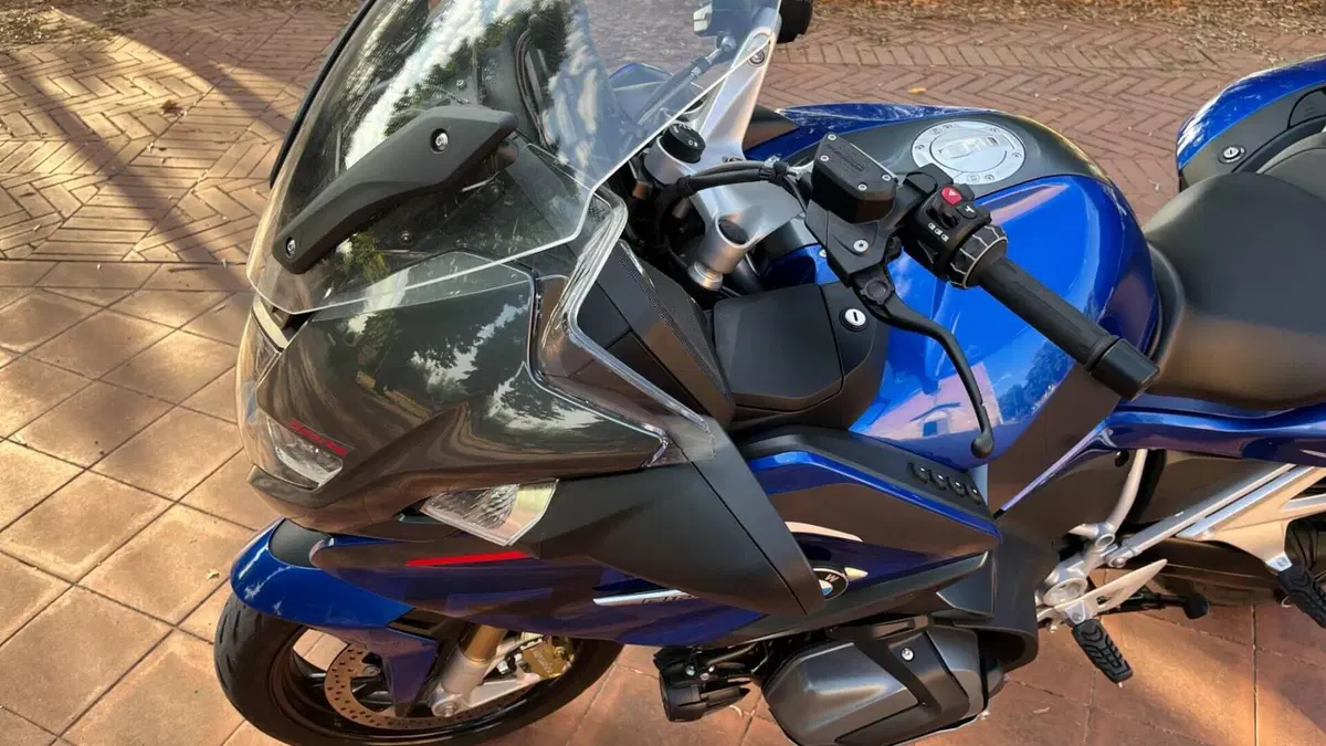 Bmw R 1250 RT (2021 - 25)  (7)