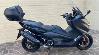 Yamaha T-Max 560 (2020 - 21) usata